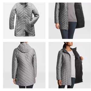 The North Face Thermoball Parka Size Small - Color is Medium Grey